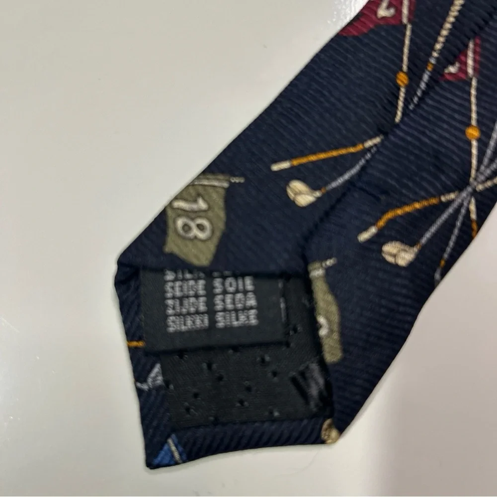 Grand Masters Adjustable 100% Silk Tie Men’s Golf Clubs Navy Blue Classic